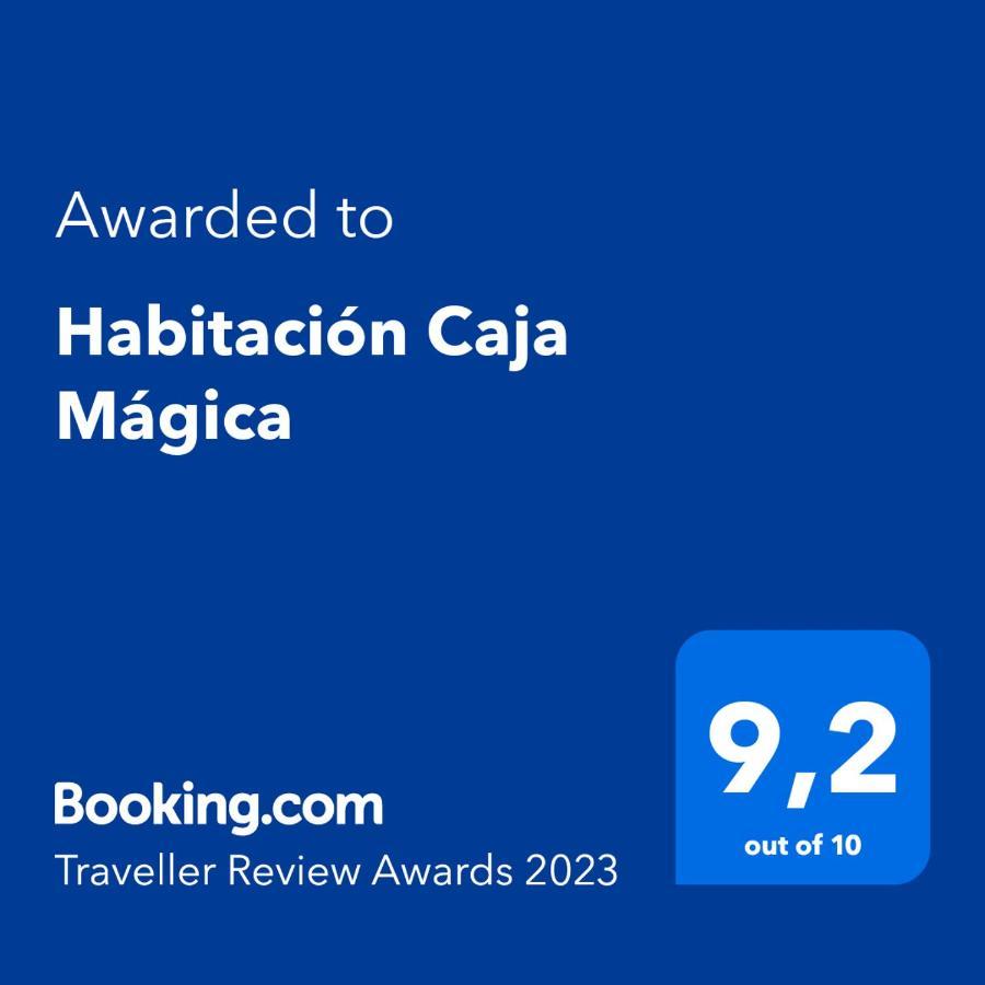 Habitacion Caja Magica Madrid Bagian luar foto